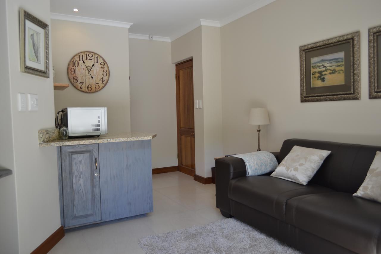 Lydall Wild Tranquil Garden Suites 约翰内斯堡 外观 照片