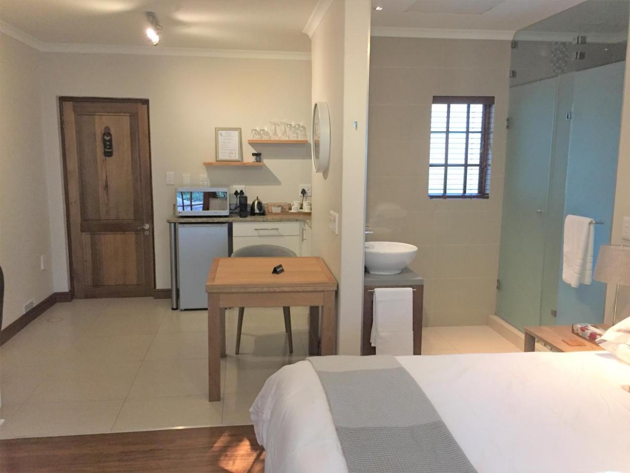 Lydall Wild Tranquil Garden Suites 约翰内斯堡 外观 照片